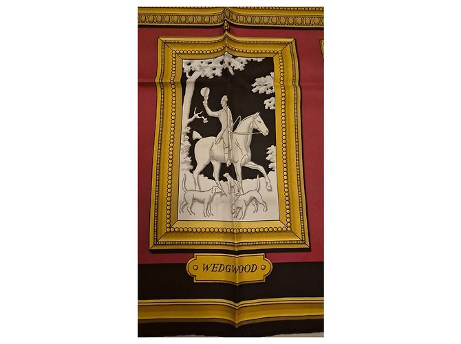 Hermès Pañuelo de seda 'Les Muses' Robert Dallet Negro Roja Dorado - vista 3