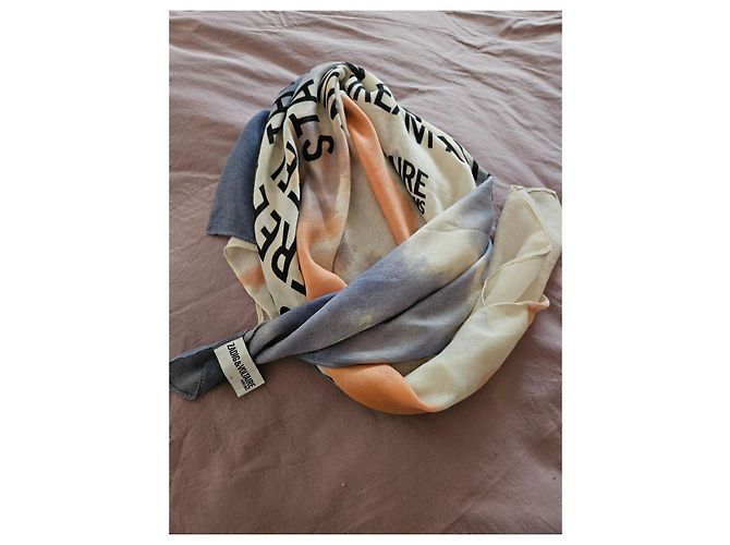 Zadig & Voltaire Sciarpa stampata "Laugh Breathe Live" Bianco Blu Beige Arancione Grigio - vista 12