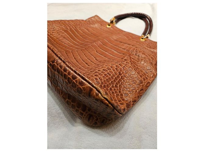 Michael Kors Borsa Tote in Pelle Goffrata Marrone - vista 6