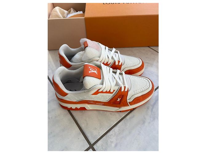 Louis Vuitton LV Trainer Signature #54 Sneakers Orange Blanc Bianco Arancione - vista 4