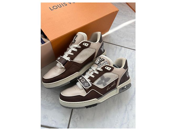 Louis Vuitton LV Trainer Sneakers in pelle marrone e crema Bianco Beige - vista 2