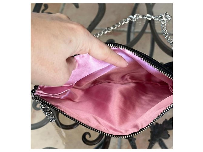 Guess Pochette in pelle Nero Rosa Silver hardware - vista 5