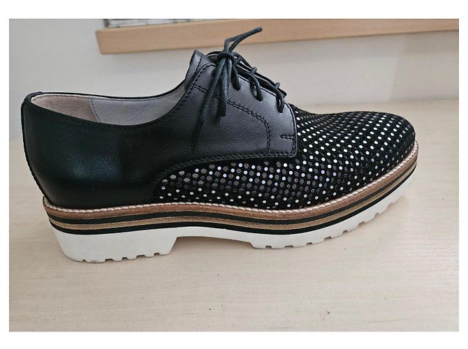 Autre Marque NeroGiardini Scarpe Derby in pelle nera e paillettes - vista 10
