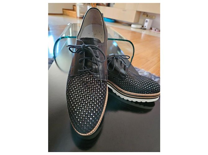 Autre Marque NeroGiardini Scarpe Derby in pelle nera e paillettes - vista 12