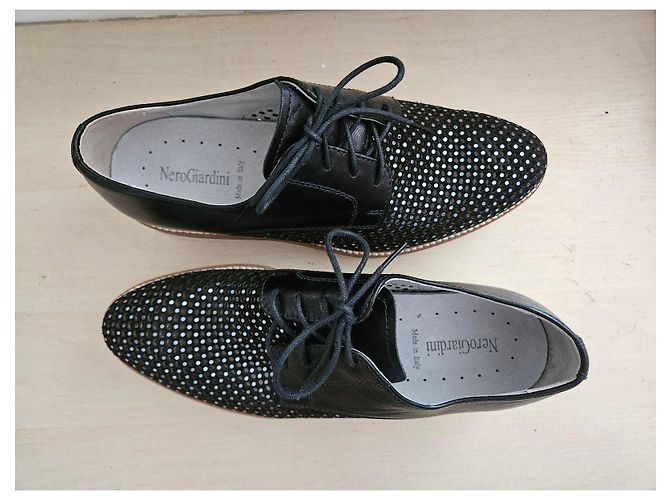 Autre Marque NeroGiardini Scarpe Derby in pelle nera e paillettes - vista 4