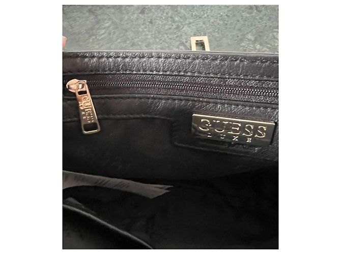 Clutch in pelle Guess Luxe con borchie e fiocco - Nero - vista 6