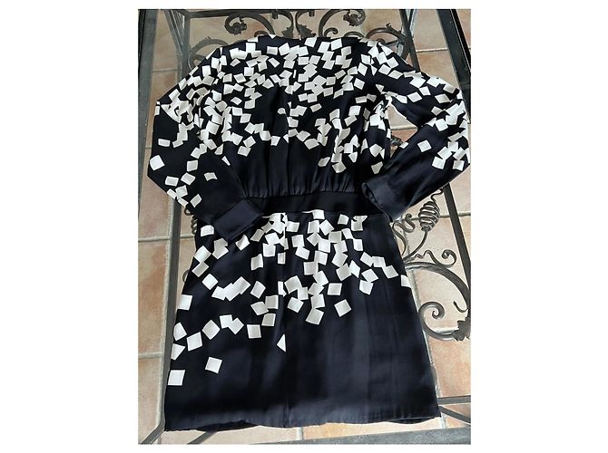 Vestido de seda Diane Von Furstenberg estampado geométrico Negro Blanco Roja - vista 4
