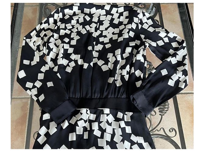 Vestido de seda Diane Von Furstenberg estampado geométrico Negro Blanco Roja - vista 5