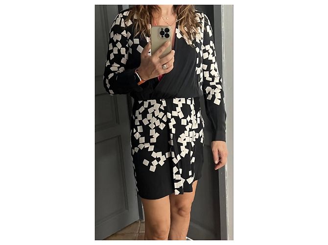 Vestido de seda Diane Von Furstenberg estampado geométrico Negro Blanco Roja - vista 8