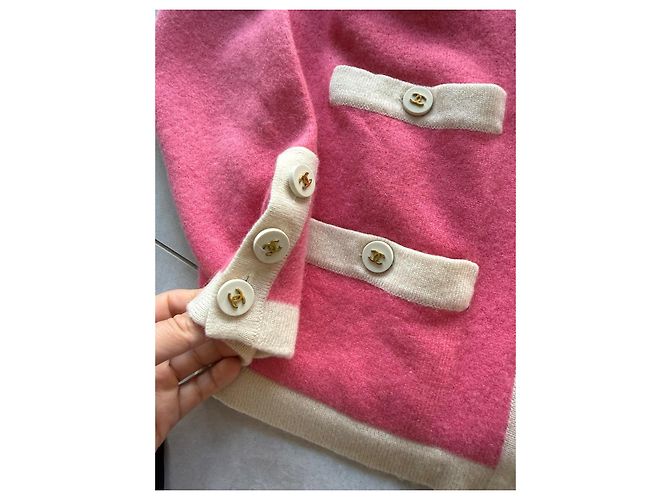 Cárdigan de lana Chanel rosa y crema Crudo - vista 7