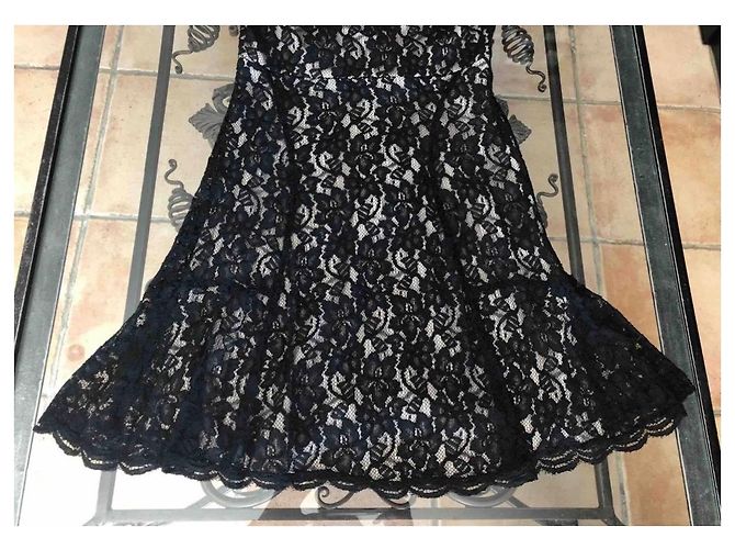 Diane von Furstenberg Schwarzes Spitzenkleid - Ansicht 3
