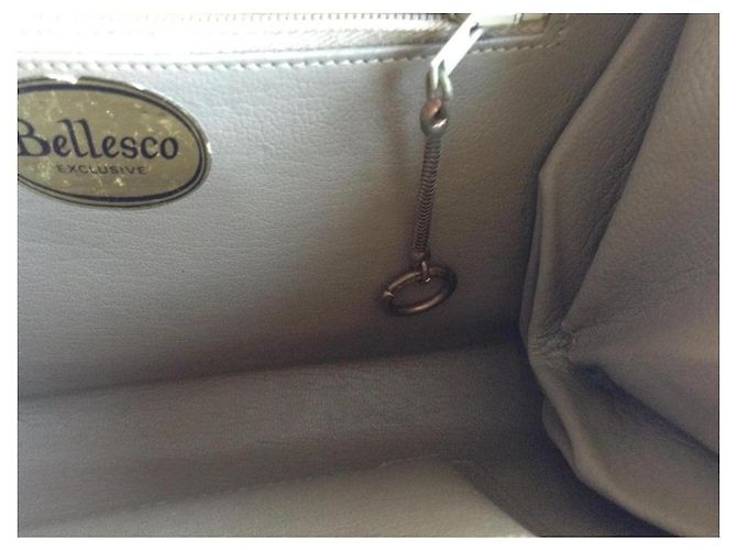 Autre Marque Bellesco Exclusive Borsa a tracolla in pelle beige Blu scuro - vista 11