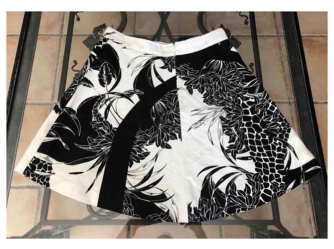 Falda de lino See by Chloé Estampado Floral y Animal Negro Blanco - vista 4