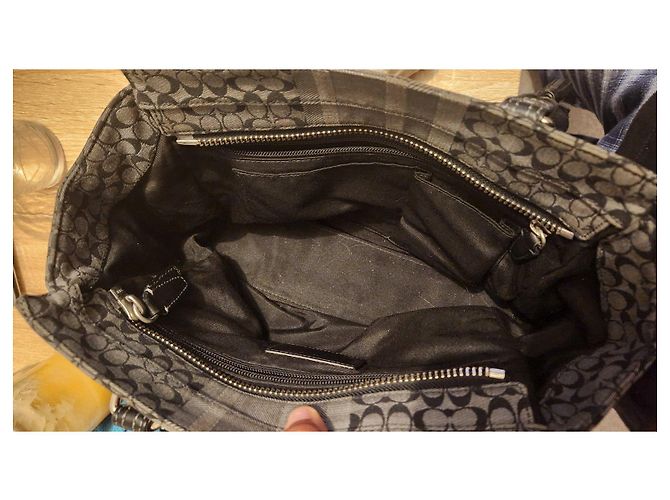 Borsa Coach Signature monogram in tela rivestita - Nero Grigio - vista 4