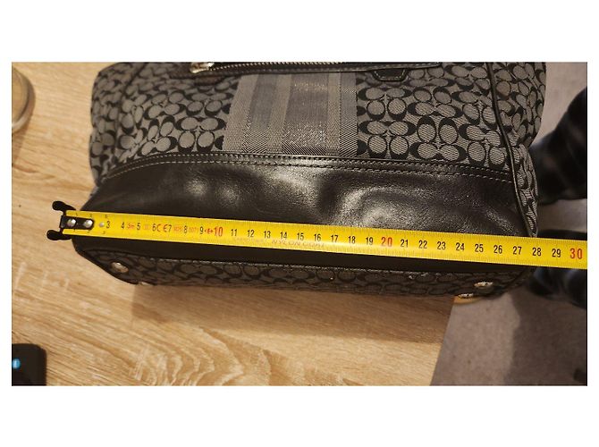 Borsa Coach Signature monogram in tela rivestita - Nero Grigio - vista 6