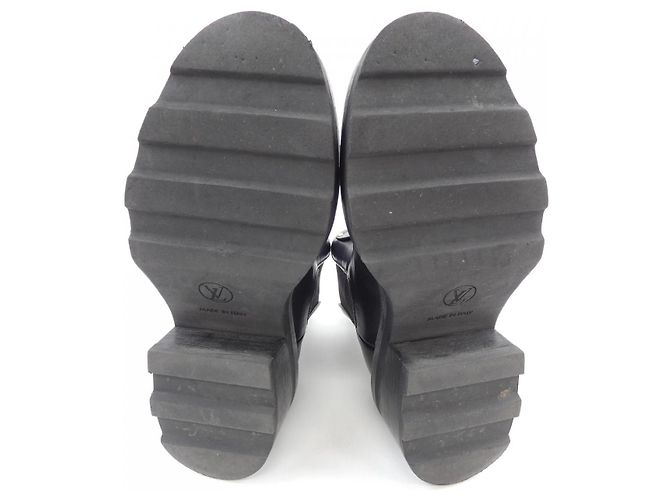 Botas Louis Vuitton LV Bobourg Line Monogram Negro - vista 4