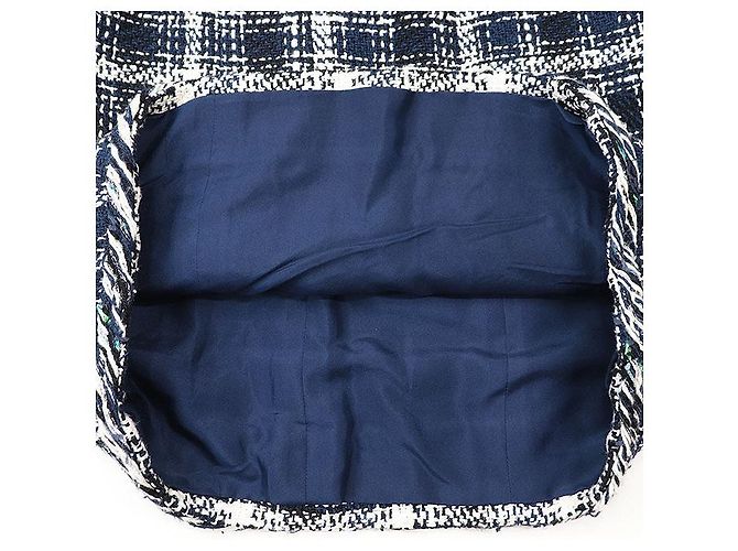 Timeless Chanel Tweed Karomuster Rock Schwarz Weiß Marineblau - vista 9