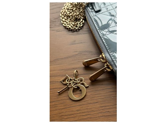 Custodia per telefono Call’in Dior Lady Dior cannage in pelle vernice blu turchese - vista 3