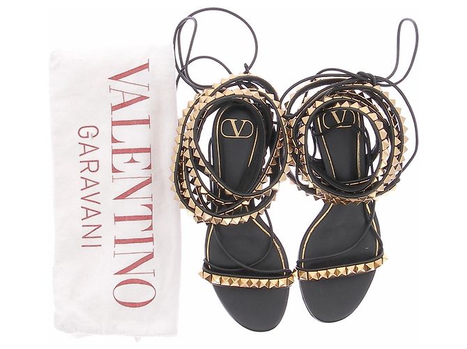 Sandali con tacco Valentino Garavani Rockstud con lacci in pelle nera Nero - vista 7