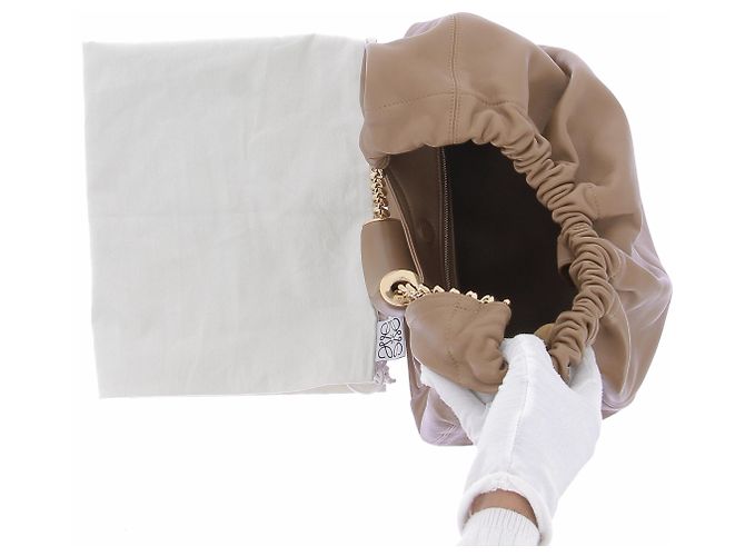 Loewe Squeeze Tasche aus braunem Leder - Ansicht 8
