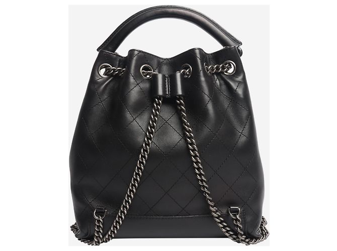 Chanel Schwarzer Rucksack 2016 mit Diamantsteppung - Ansicht 3