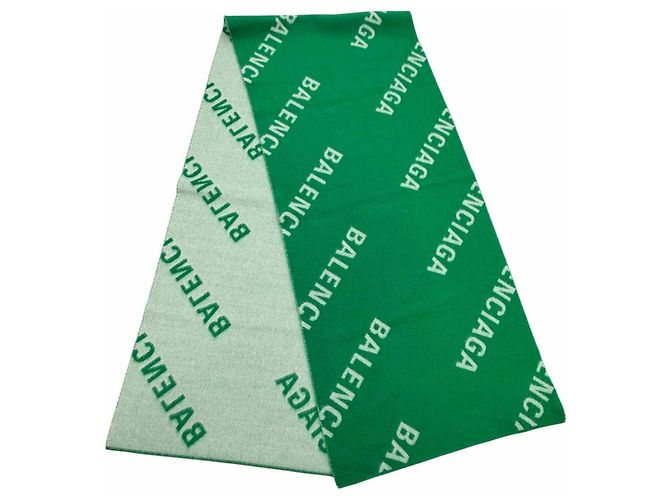 Stola in lana verde Balenciaga - vista 3