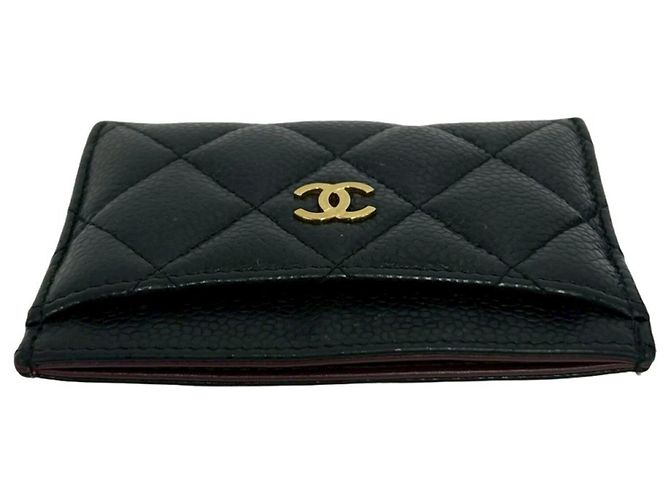 Tarjetero en piel de becerro granulada Matelassé negro Chanel - vista 3