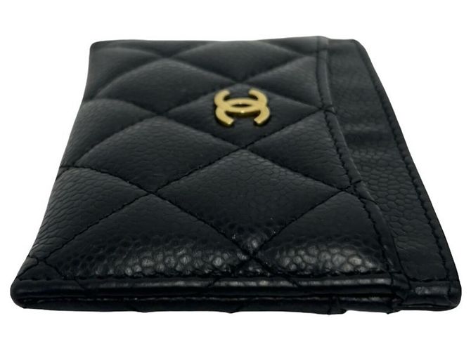 Tarjetero en piel de becerro granulada Matelassé negro Chanel - vista 5