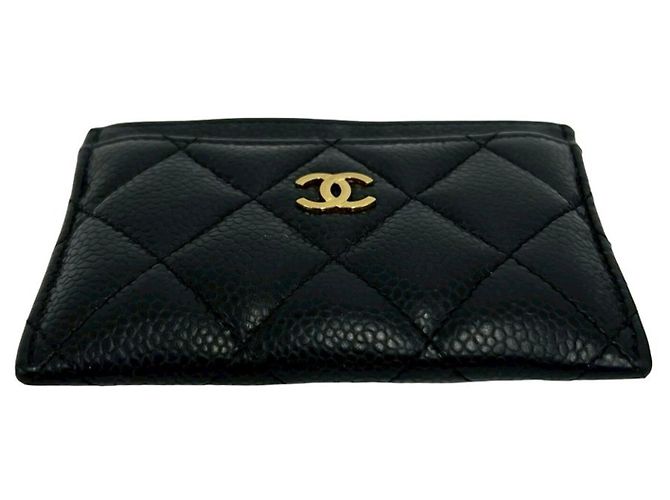 Tarjetero en piel de becerro granulada Matelassé negro Chanel - vista 6