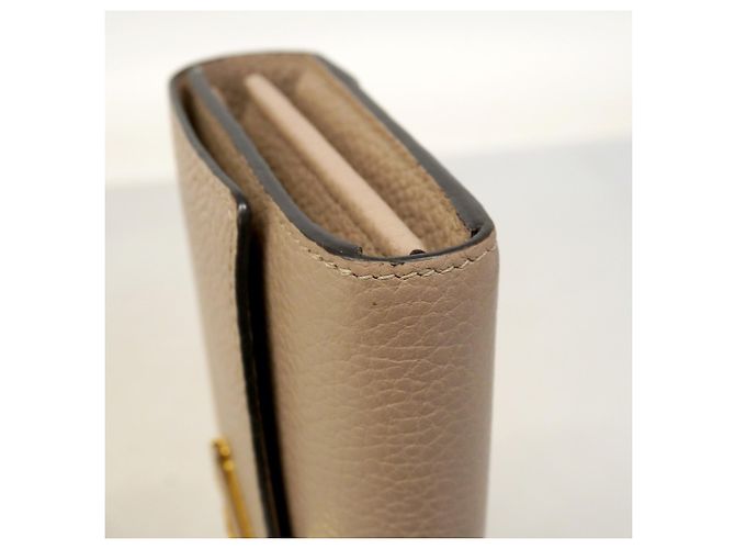 Capucines Louis Vuitton Long Wallet in Galle - Ansicht 11