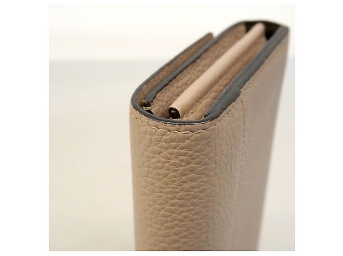 Capucines Louis Vuitton Long Wallet in Galle - Ansicht 7