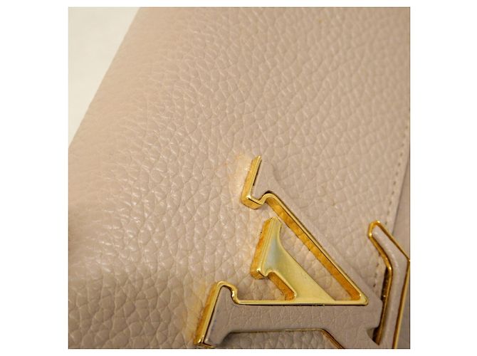 Capucines Louis Vuitton Long Wallet in Galle - Ansicht 9