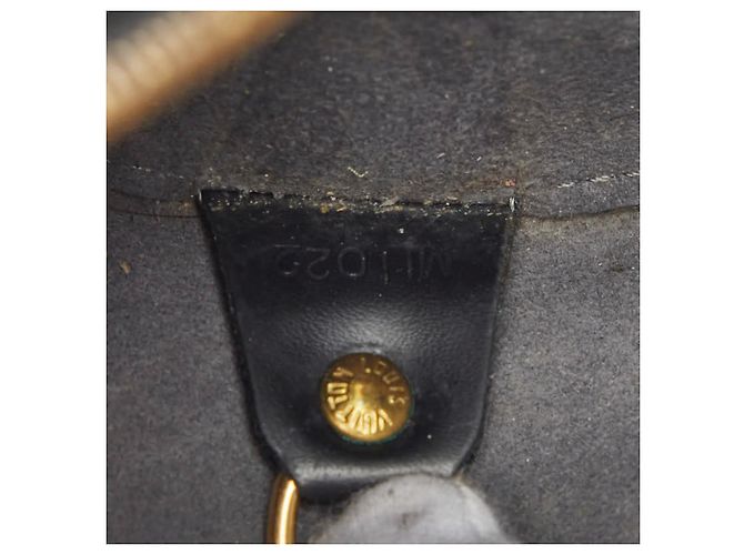 Borsa Louis Vuitton Epi Soufflot Nero - vista 13