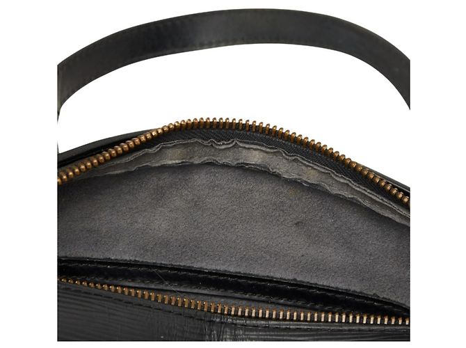 Borsa Louis Vuitton Epi Soufflot Nero - vista 8