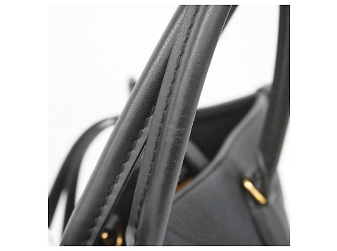 Borsa Tote Louis Vuitton Monogram Empreinte OnTheGo GM Nero - vista 10