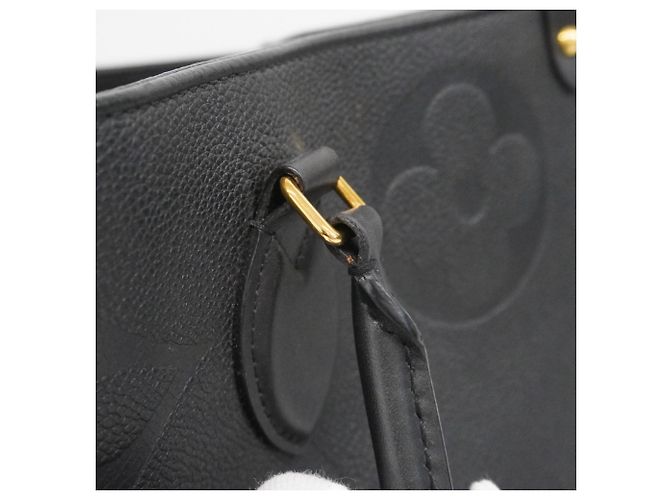 Borsa Tote Louis Vuitton Monogram Empreinte OnTheGo GM Nero - vista 12