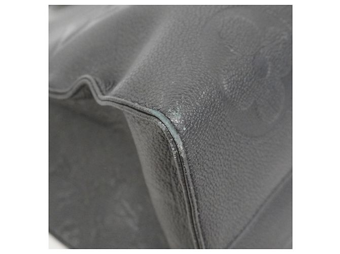 Borsa Tote Louis Vuitton Monogram Empreinte OnTheGo GM Nero - vista 6