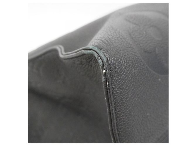 Borsa Tote Louis Vuitton Monogram Empreinte OnTheGo GM Nero - vista 7