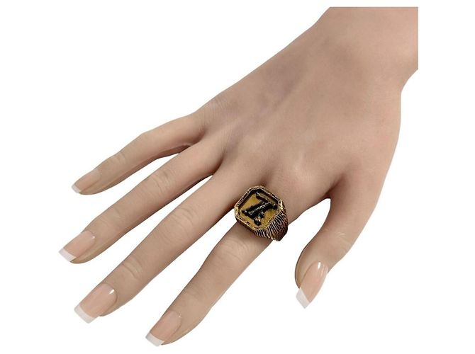 Louis Vuitton Men's Bague Wood Signet Ring, Size 20 - view 10