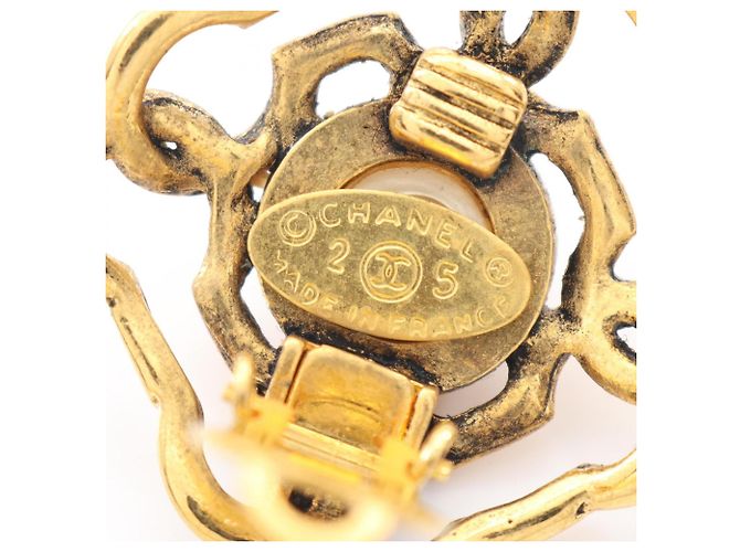 Timeless Orecchini a clip Chanel Coco Mark Bianco D'oro - vista 3