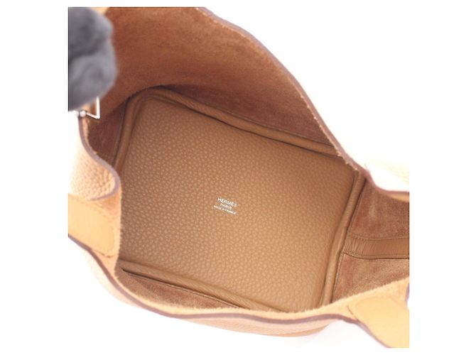 Hermès Bolso Hermes Picotin Lock PM Beige - vista 3