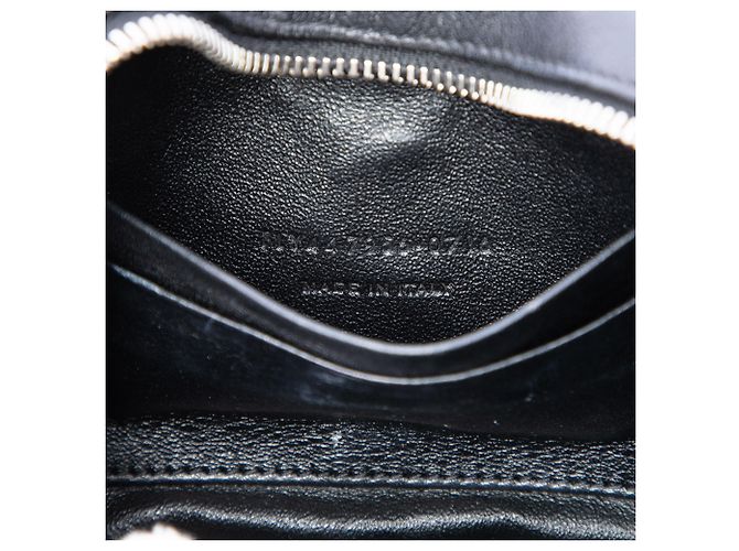 Saint Laurent Borsa a tracolla Blogger in pelle di vitello nera con borchie e monogramma a cuore Nero - vista 6
