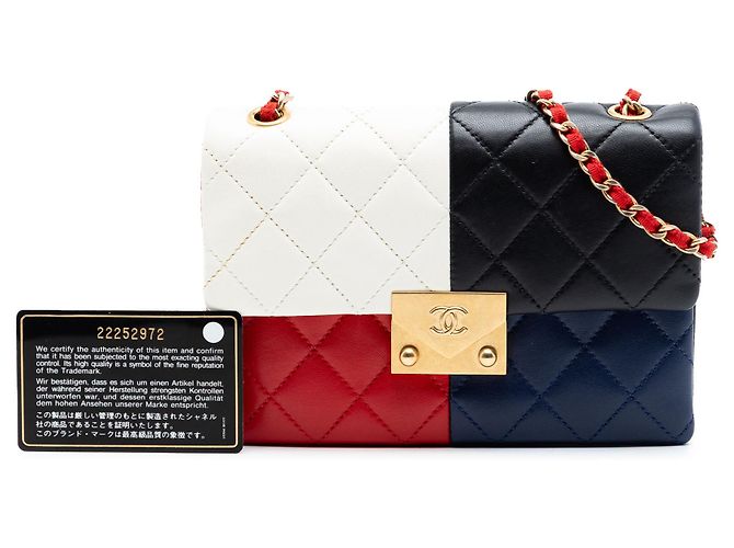 Chanel Black Quilted Lambskin Colorblock Pagoda Flap Noir - vue 8