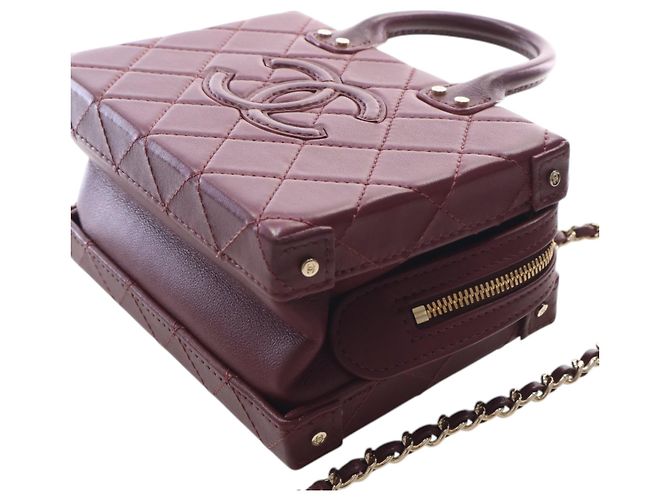 Vanity Necessaire Chanel Convertible com Alça de Mão em Pele de Vitelo Matelassada Small CC Vermelho Bordeaux - vista 11
