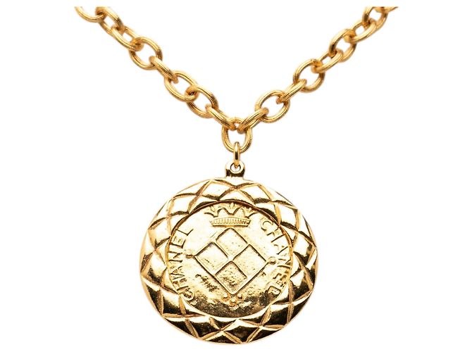 Chanel Gold CC Medaillon Lion Crest Anhänger Halskette vergoldet Golden - Ansicht 3