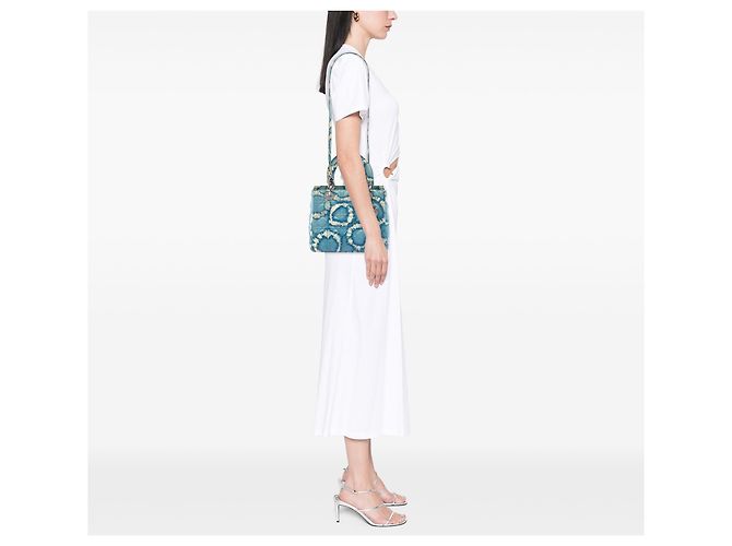 Lady Dior en piel de becerro azul con estampado tie dye, tamaño Medium Azul claro - vista 6