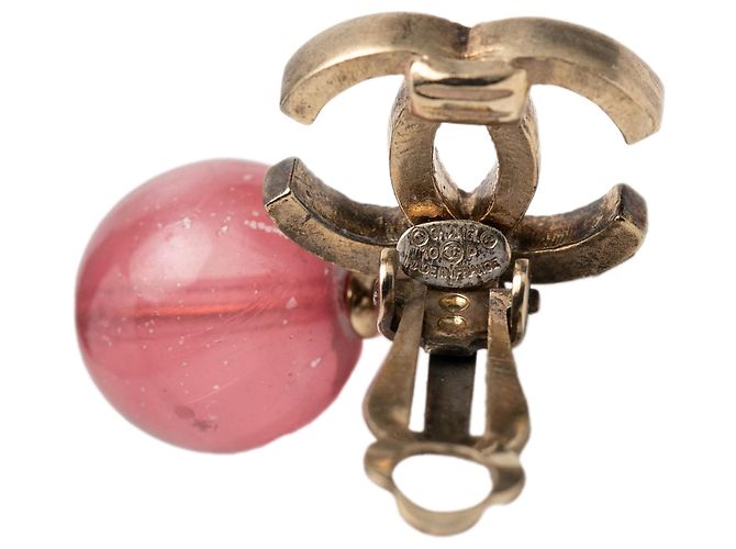 Orecchini a clip Chanel Gold CC in ottone e resina - vista 3