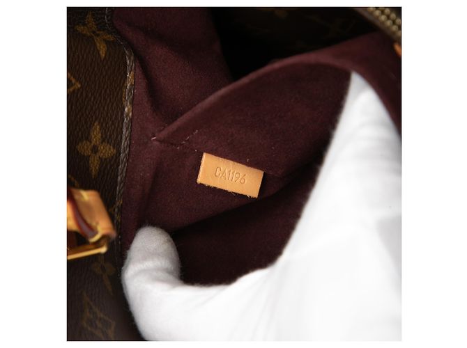 Louis Vuitton Marrone Monogram Montaigne MM - vista 6