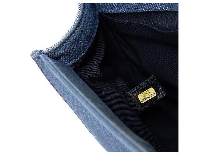 Chanel Blue Old Medium Chevron Denim Boy Flap Blu chiaro - vista 6
