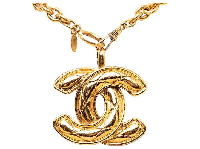 Collana con pendente trapuntato Chanel Gold CC placcato oro D'oro - vista 2